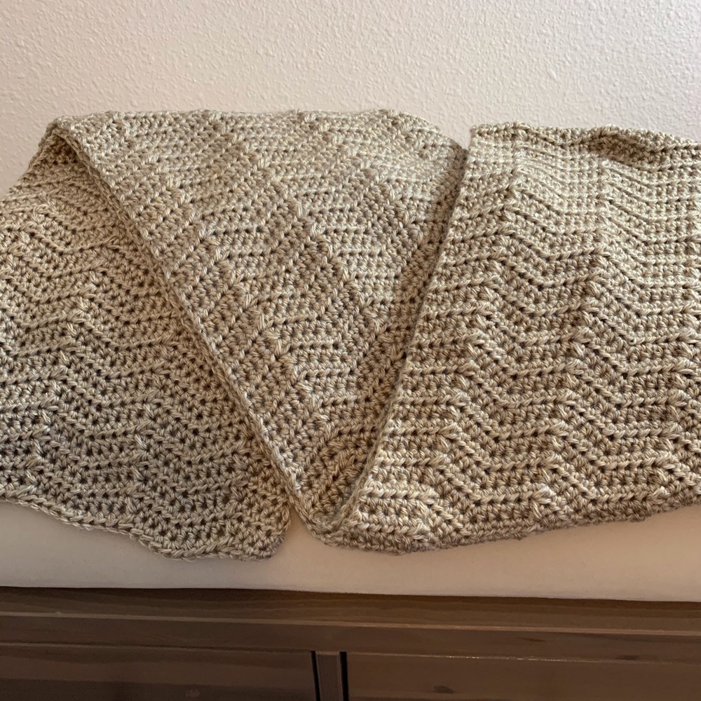 Crochet wave wrap